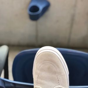 Meet your Posher, Logan